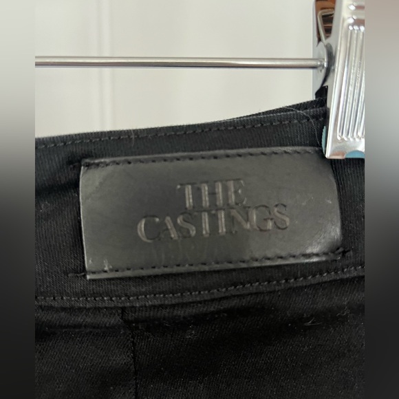 Aritzia casting skirt Like new - Picture 5 of 6